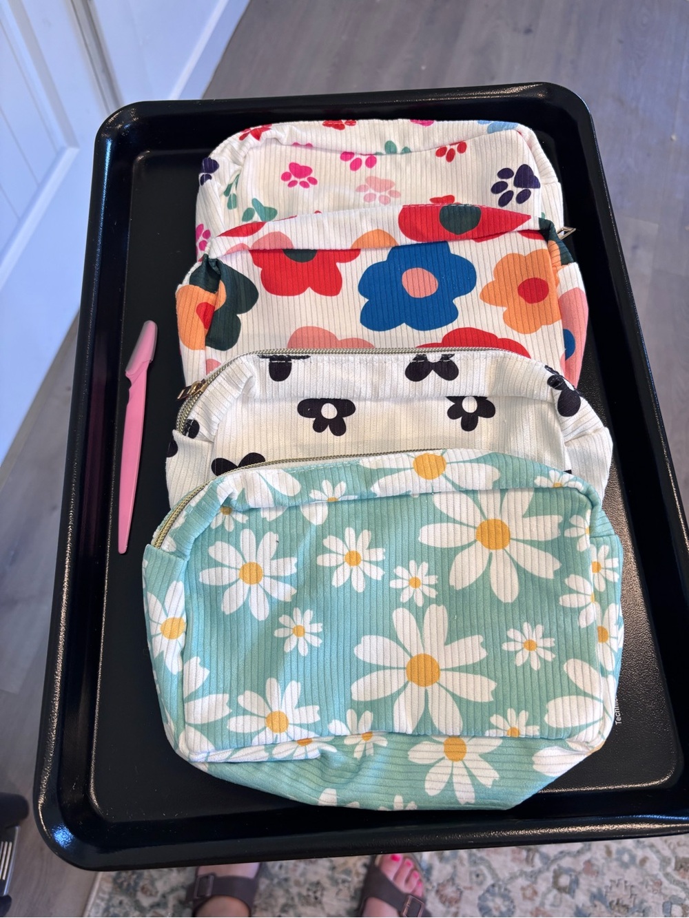 NEW Floral Daisy Cosmetic Pouch